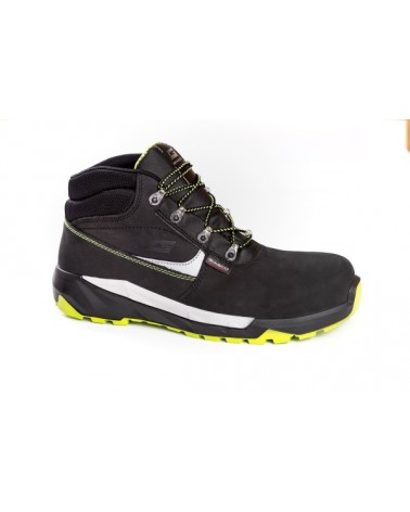 SCARPA ANTINFORTUNISTICAELBRUS S3 TAGLIA 43Scarpa alta, in pelle fiore Nubuck IDROTECH® WRUspessore 1,8-2,0 mm.Fodera in tessuto