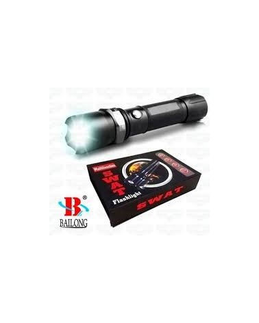 TORCIA ULTRA LINGT LED RICARICABILE 220V / ADATTATORE 12V PER MACCHINAPOSSIBILITA' DI INSERIRE BATTERIE AAA VARI ACCESSORI